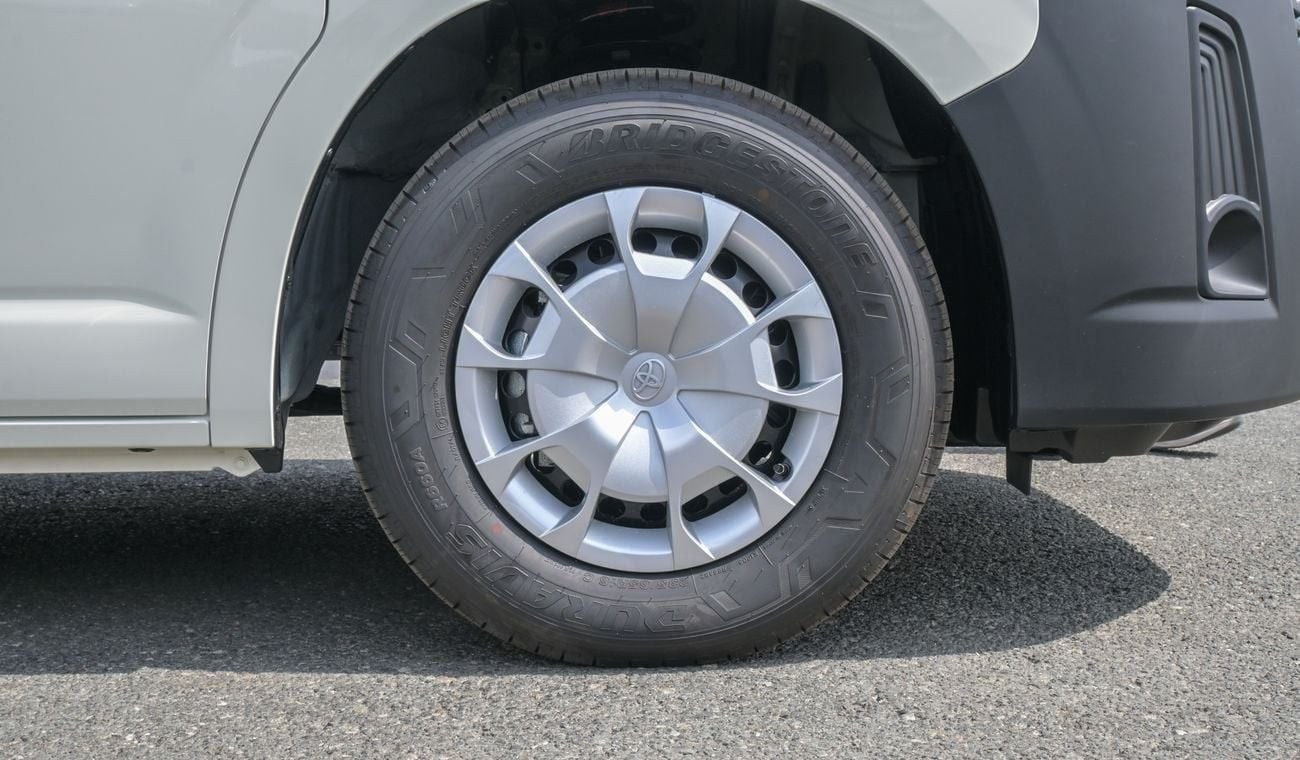 تويوتا هاياس DUBAI REGISTRATION - HIACE HIGHROOF 3.5 M/T GL - FUTAIM