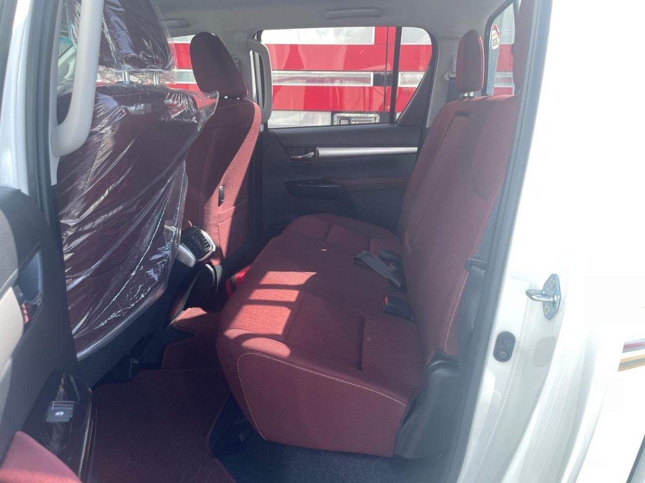 تويوتا هيلوكس 2026 Toyota Hilux 2.7L Petrol Double Cabin A/T