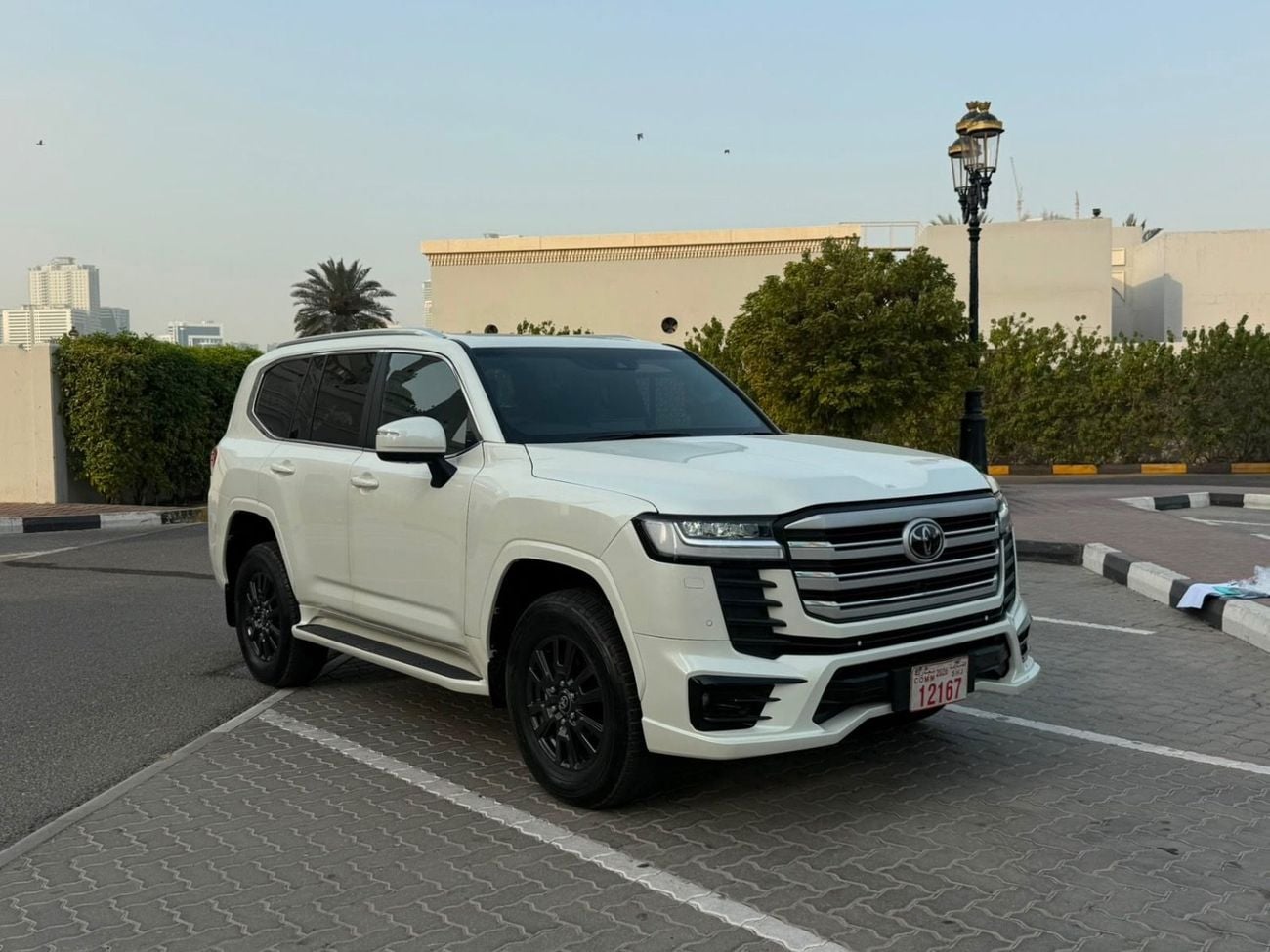 تويوتا لاند كروزر VXR