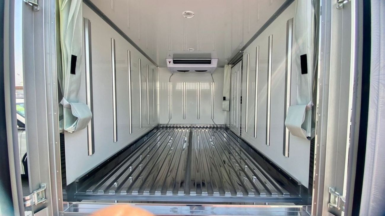 هيونداي H 100