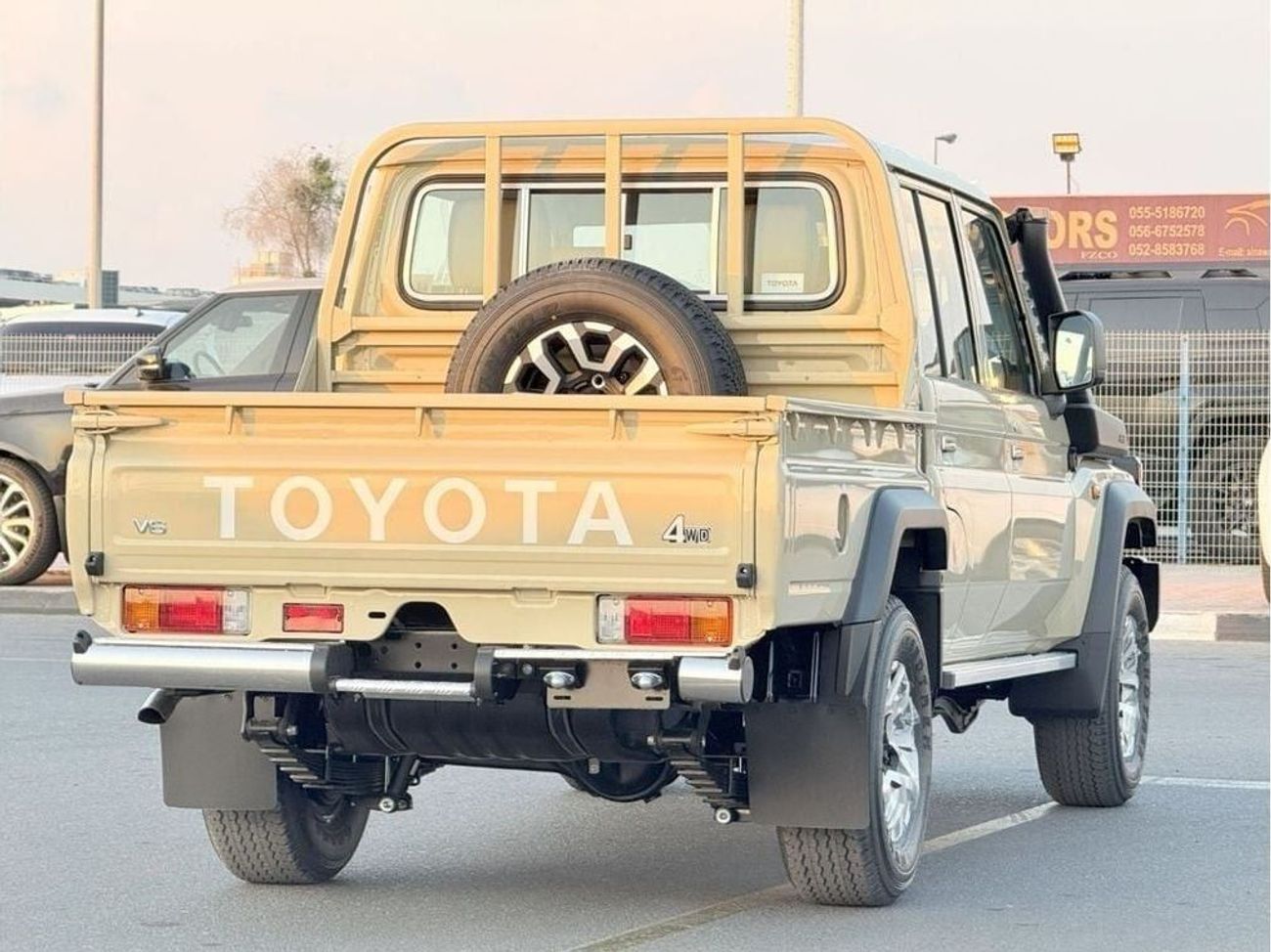 Toyota Land Cruiser Pick Up EXPORT ONLY - LC 79 DOUBLE CABIN AUTOMATIC