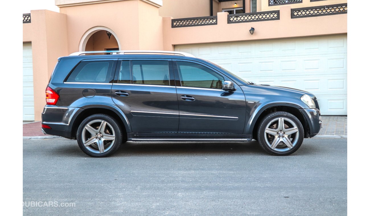 Mercedes-Benz GL 450 2011 GCC with Zero downpayment.