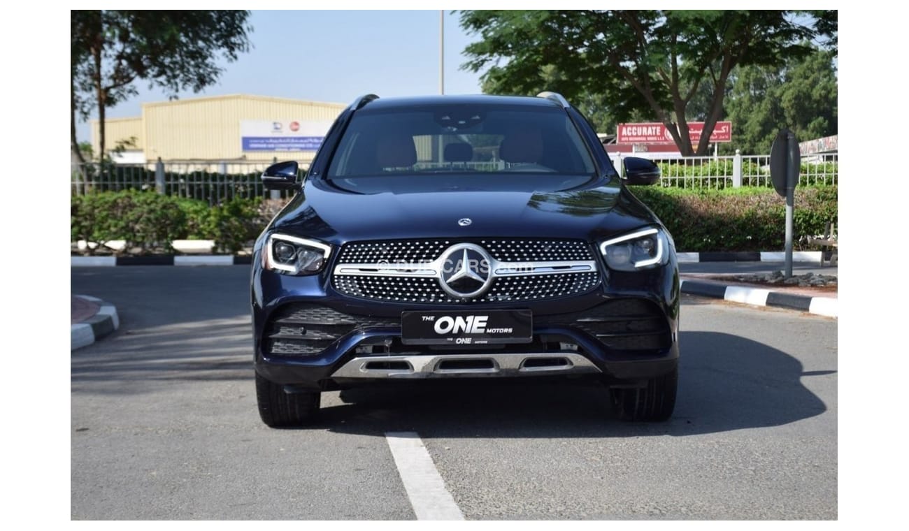 Mercedes-Benz GLC 300 4MATIC AMG_ Heads up display