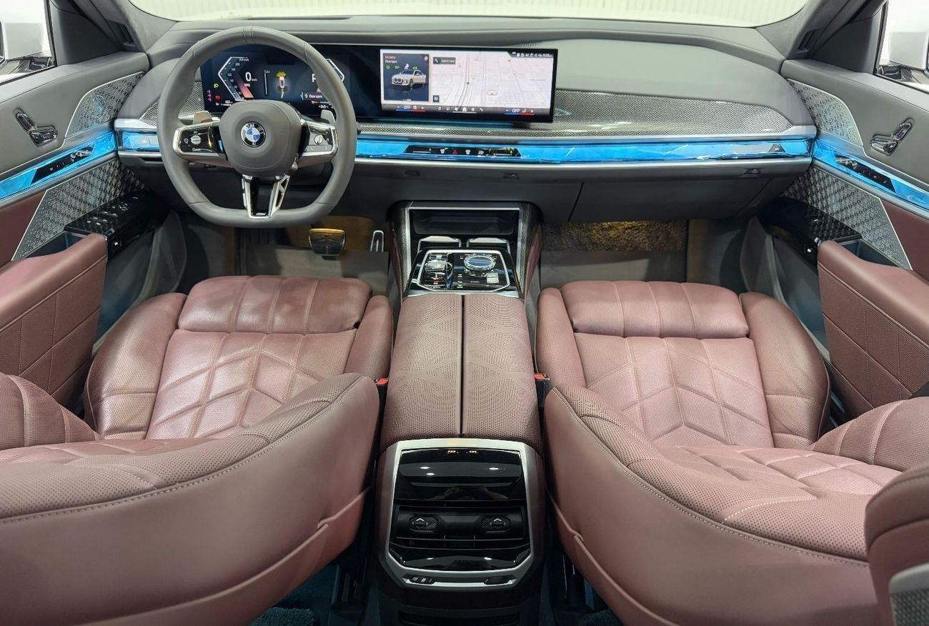 BMW 760Li 2023 BMW 760i M-Sport, 5 Years BMW Warranty, 2028 BMW Service Pack, Fully Loaded, GCC