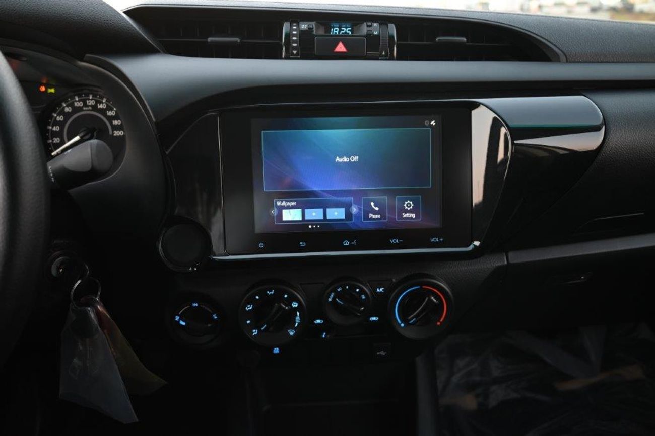 Toyota Hilux 2.4L  Manual Transmission