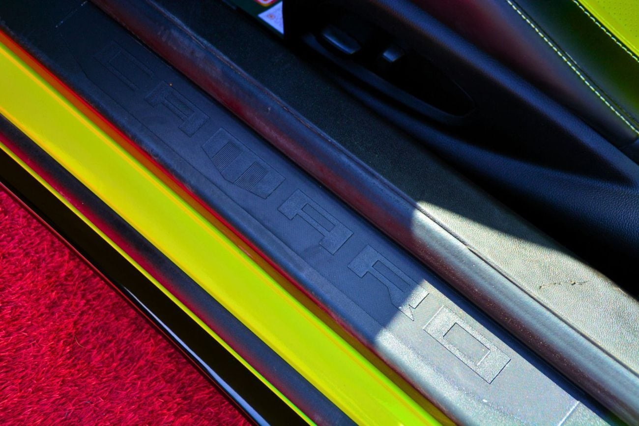 Chevrolet Camaro RS SS 6.2L Coupe-ATTRACTIVE COLOR/SS V8 6.2L // NICE COLOR//GOOD CONDITION //LOW MILEG