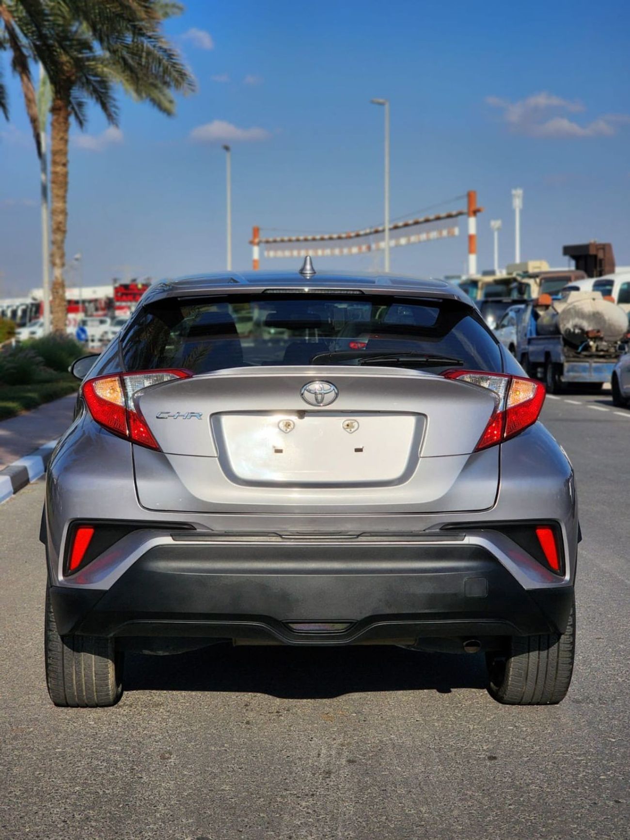 Toyota CHR TOYOTA CHR 2018 SILVER