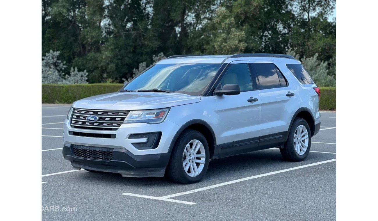 Ford Explorer Std