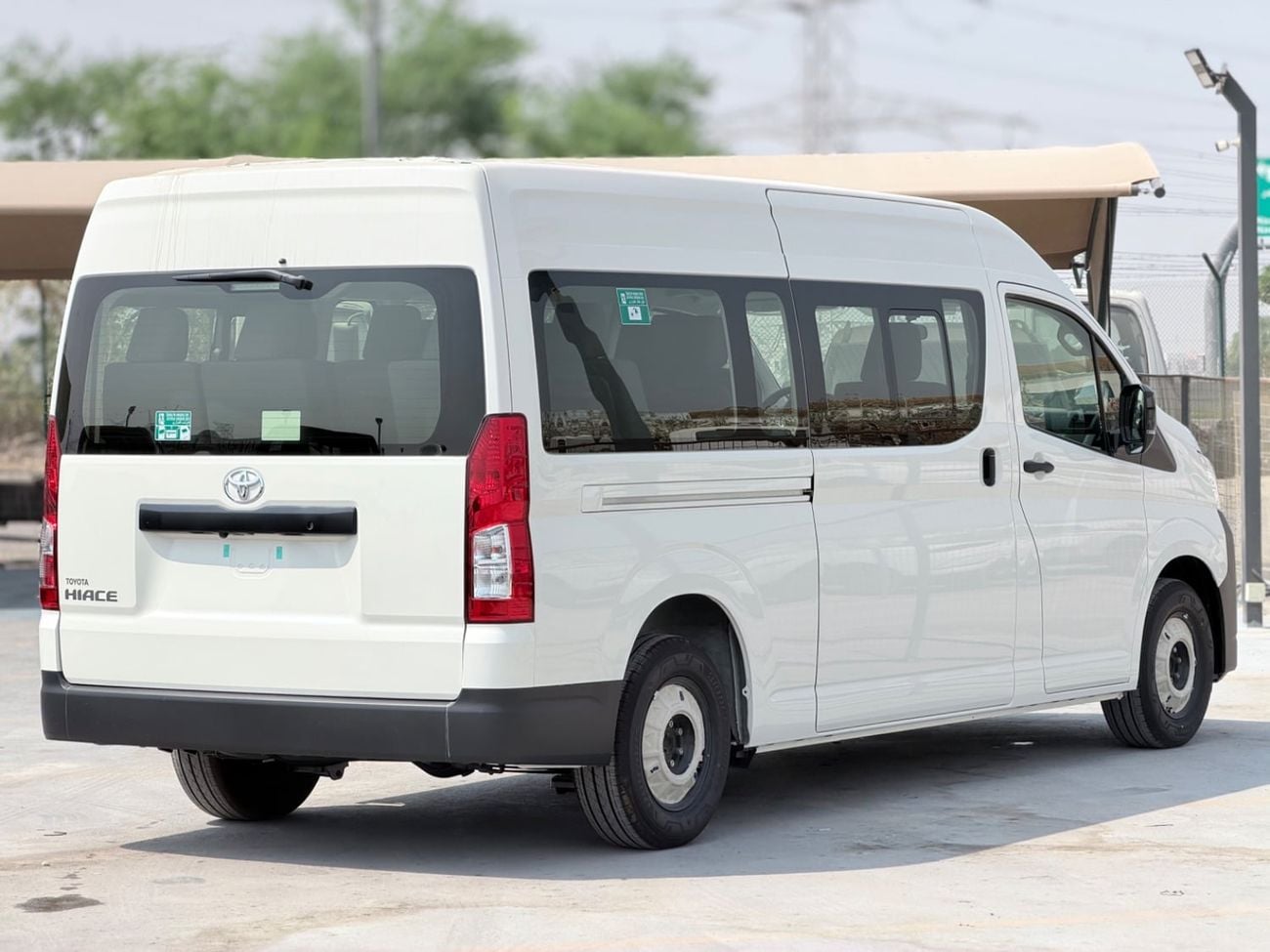 Toyota Hiace GL Toyota Hiace: Fuel type: petrol; Engine capacity: 3.5; Passenger capacity: 11 people