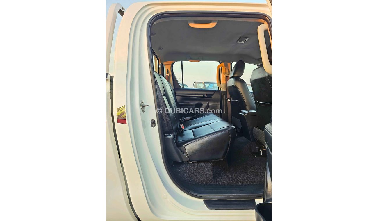 تويوتا هيلوكس GLX / A/T/ 2.7L PETROL 4WD / SIDE STEPS / FULL OPTION / EXPORT ONLY / LOT#91992