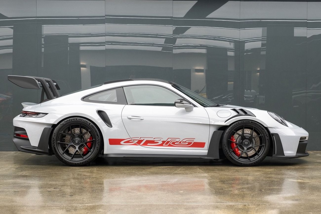 Porsche 911 GT3 RS | Weissach | Gcc | Main Dealer Warranty