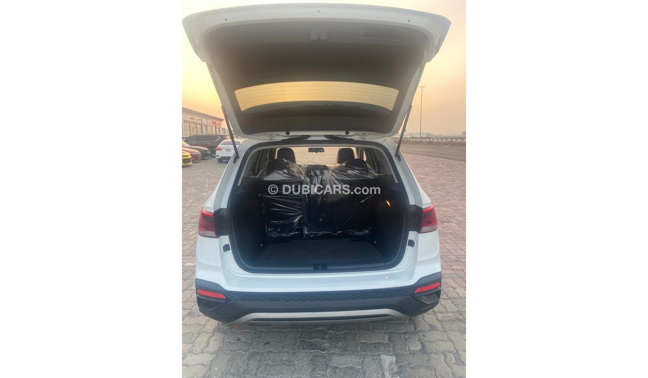 Used Volkswagen Taos 2022 for sale in Dubai 661493