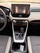 تويوتا راف ٤ XLE Full Option 2022 with sunroof, push start