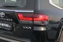 Toyota Land Cruiser VXR 3.5L Toyota Land Cruiser VX-R 3.5L TwinTurbo V6, 4WD
