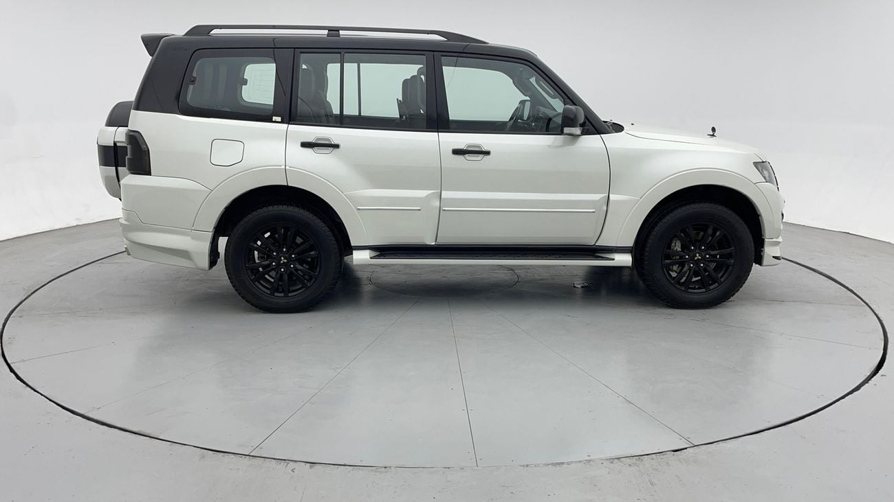Mitsubishi Pajero SIGNATURE EDITION 3.8 | Zero Down Payment | Free Home Test Drive