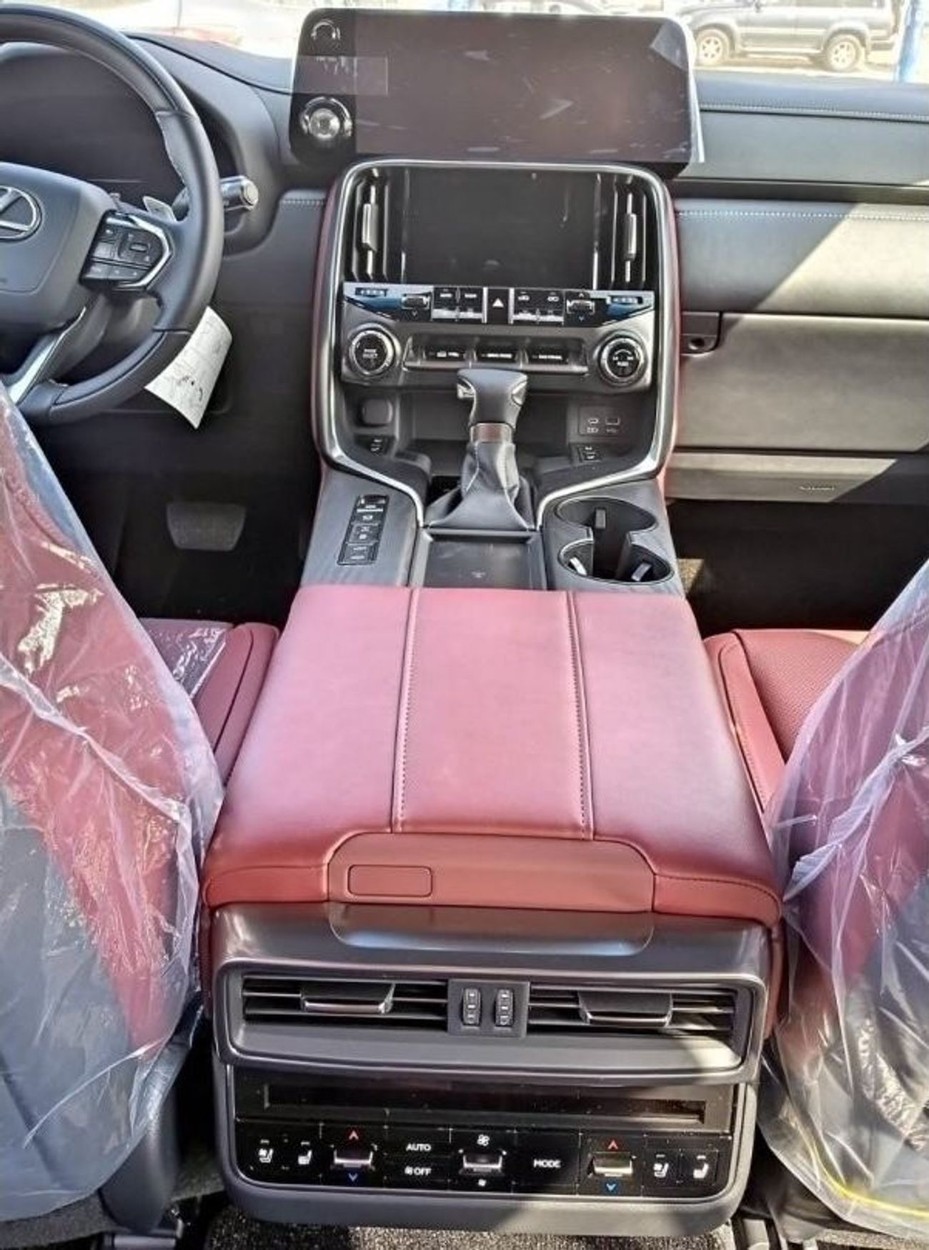 Lexus LX 600 LEXUS LX 600 SIGNATURE-- 7 SEATER