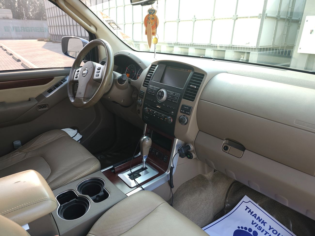 Nissan Pathfinder LE 4.0 V6