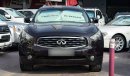 Infiniti FX35