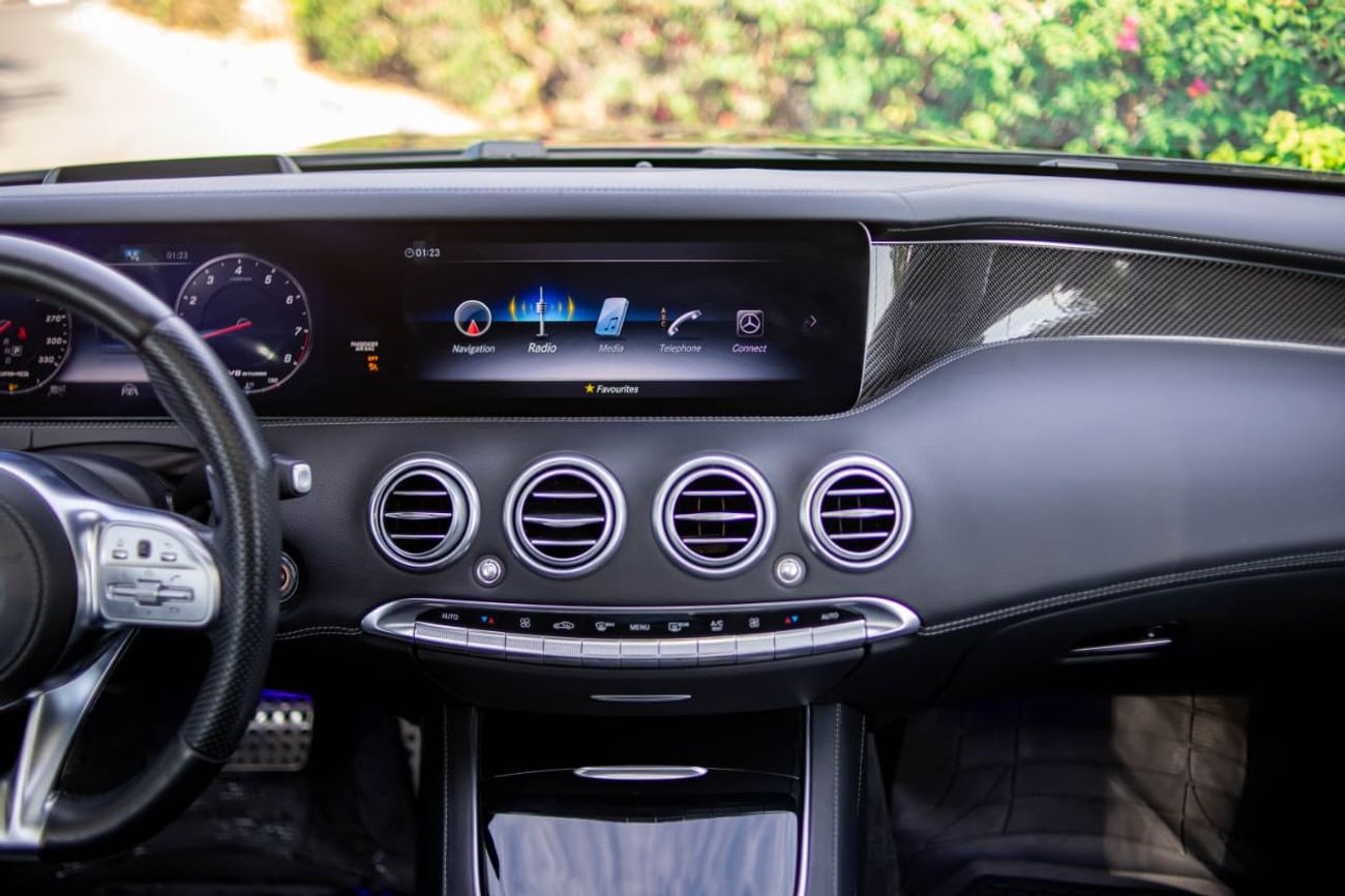 Mercedes-Benz S 63 AMG Std 4.0L (604 HP)