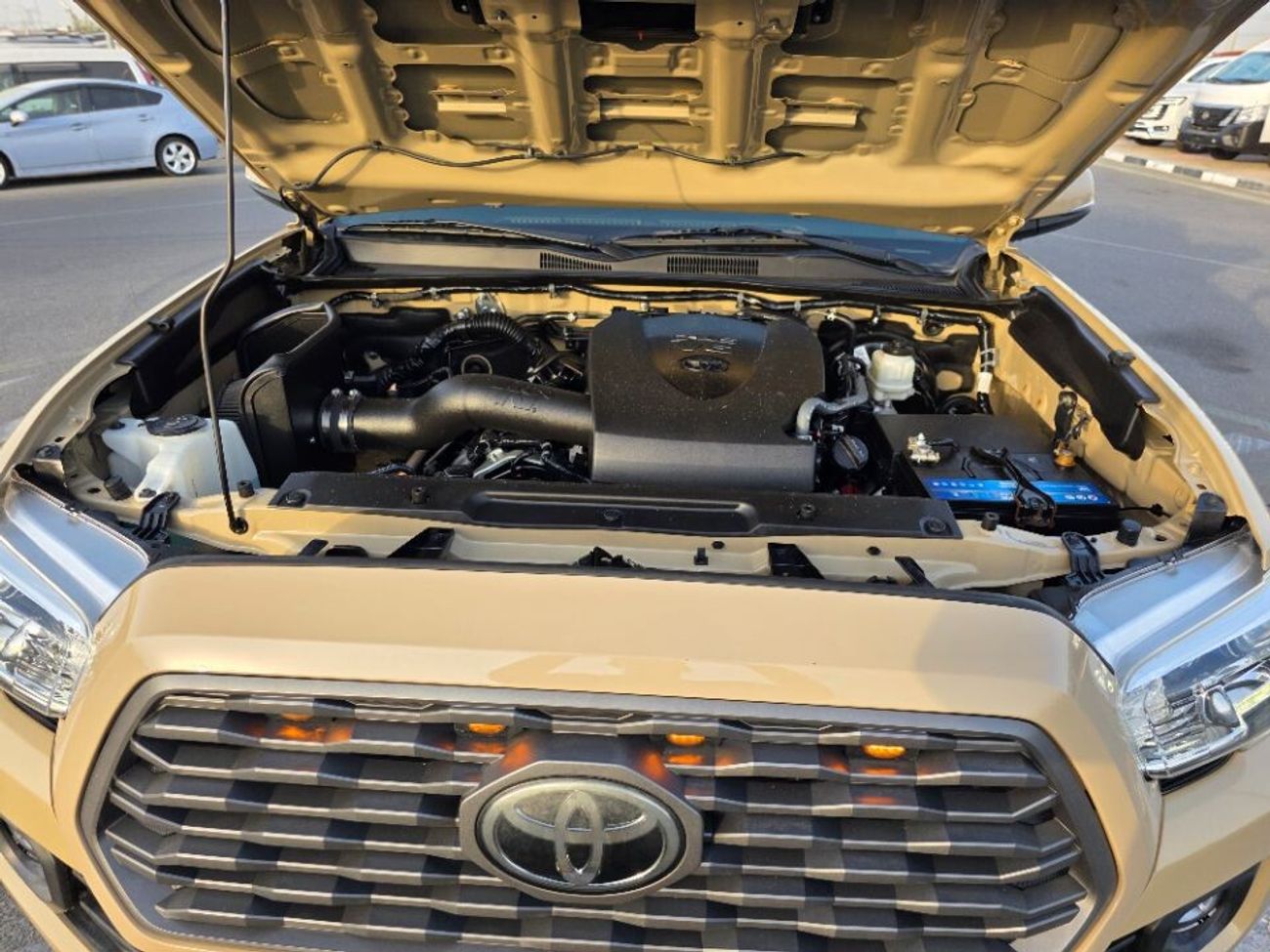 Toyota Tacoma 2020 Model fully modified Push button, leather seats with spacial suspension