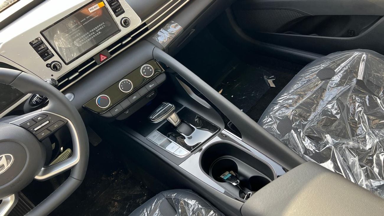 Hyundai Elantra Hyundai Elantra 1.5L CVT GLX Elite Edition | 2025 | 0KM