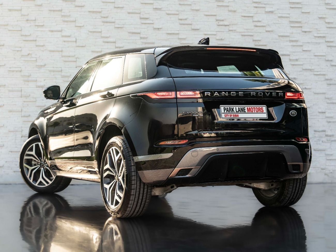 لاند روفر رانج روفر إيفوك P250 2.0L (245 HP)