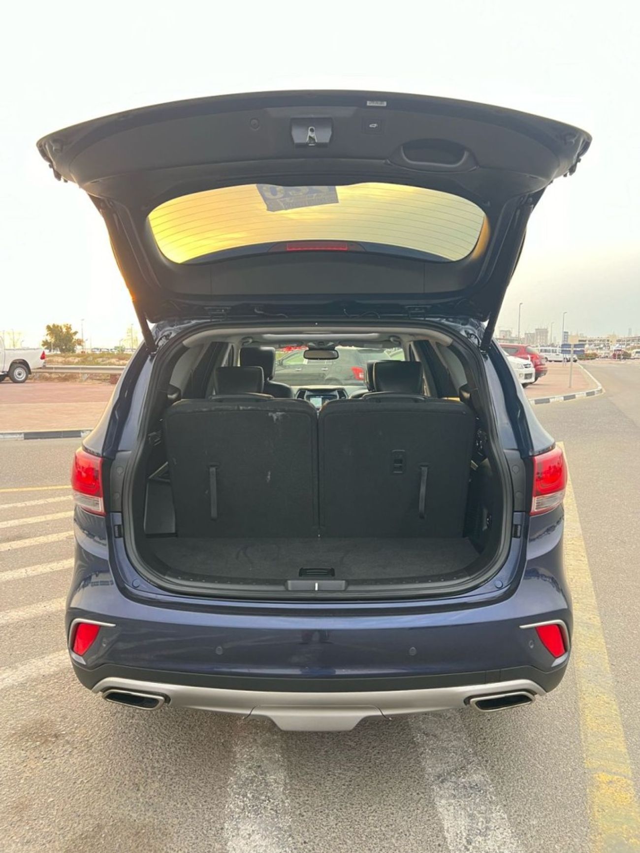 Hyundai Santa Fe 2017 HYUNDAI SANTAFE XL LIMITED FULL PANORAMIC VIEW- 3.3L V6 - 4WHEEL DRIVE - 7 SEATER ELECTRIC AND 