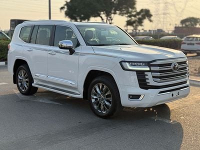 Toyota Land Cruiser VXR GCC SPEC NEAT AND CLEAN LESS KILOMETER