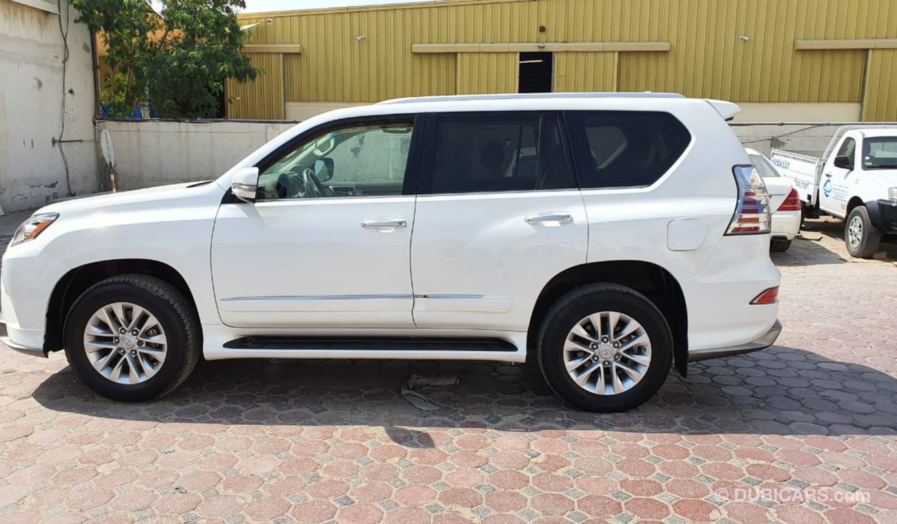 Lexus GX460 LEXUS GX 460 WHITE 4.6L V8 (7SEATER) IS AVAILABLE AT GHAZNI MOTORS  CONTACT NUMBERS:  +971 524421955