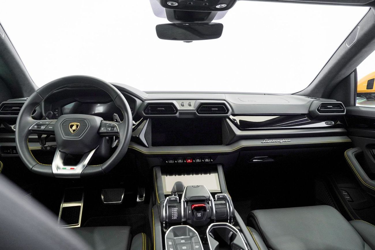 Lamborghini Urus STD 4.0T V8 SE