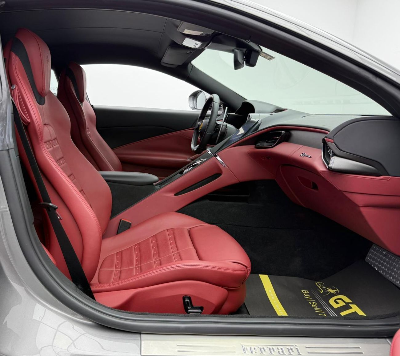 فيراري روما 2022 Ferrari Roma ,Warranty ,Service History ,Excellent Condition ,European Spec