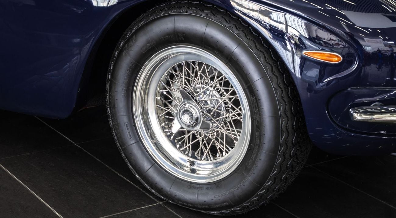 Lamborghini 400 GT 2+2