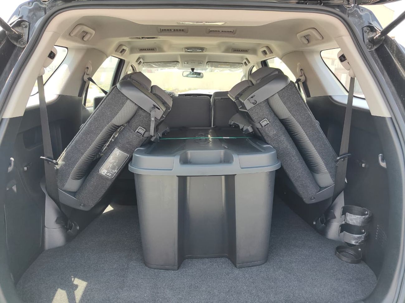 Toyota Fortuner 2025 Toyota Fortuner SR5 Mid-Option 7-Seater 2.7L 4-Cyl Petrol A/T 4x4 Only For Africa