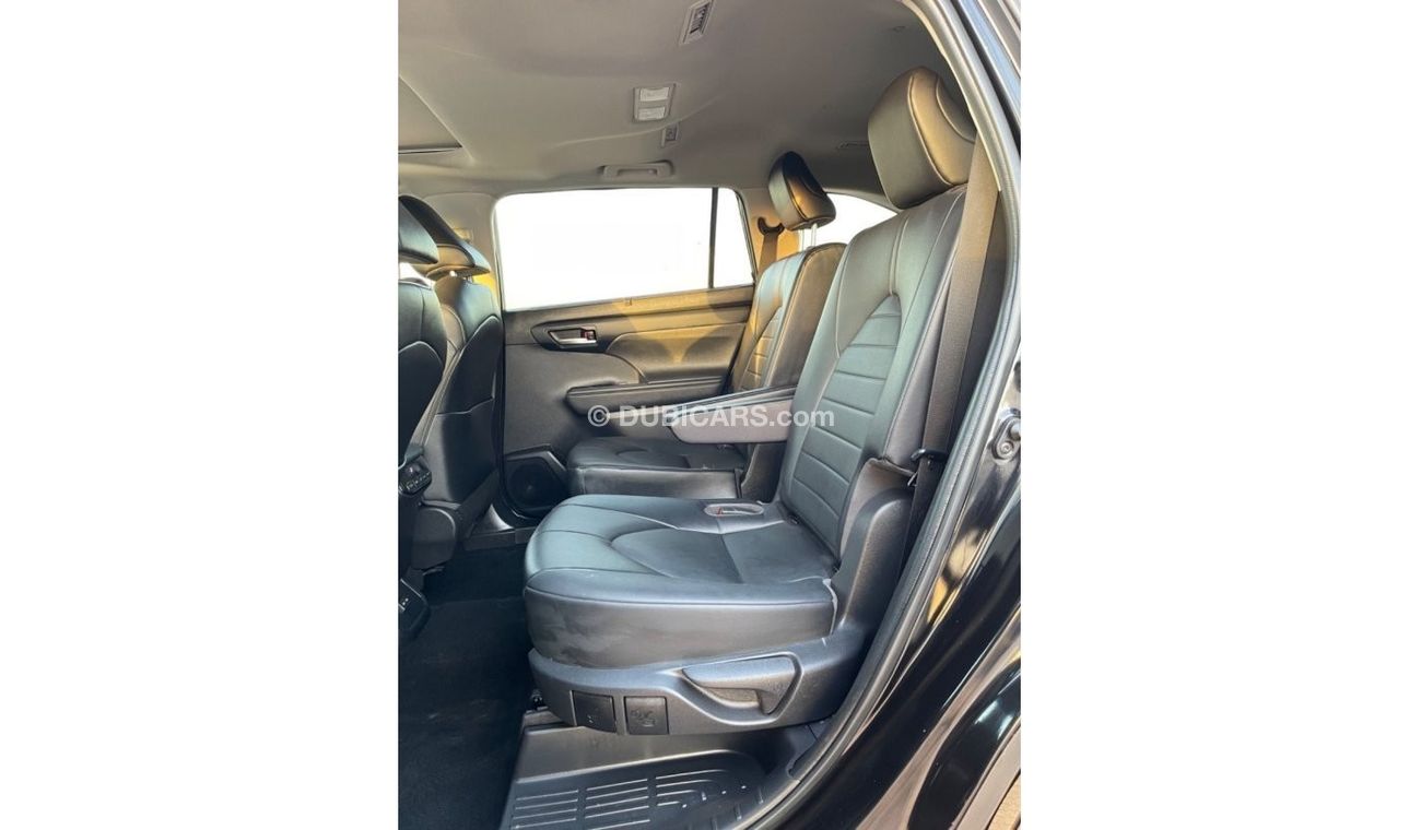 Toyota Highlander 2022 TOYOTA HIGHLANDER XLE 4x4 IMPORTED FROM USA