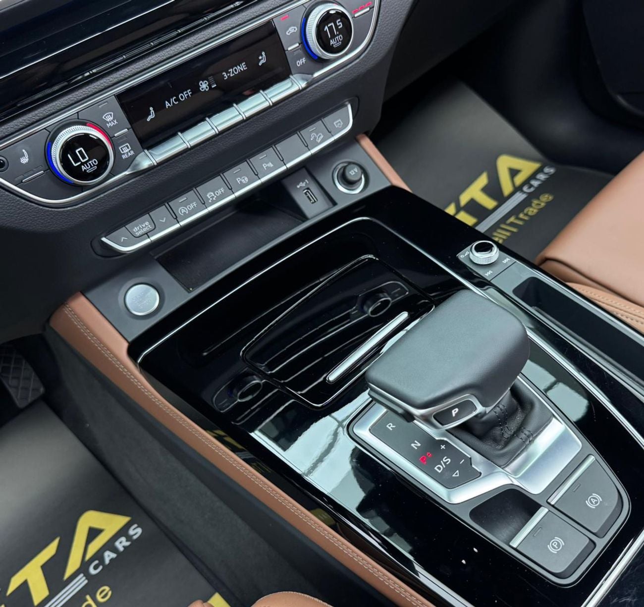 Audi Q5 45 TFSI quattro S Line 2.0L (245 HP) SUV 2025 Audi Q5 Sportback S-Line 45 TFSI Quattro, 2030 Audi Wa