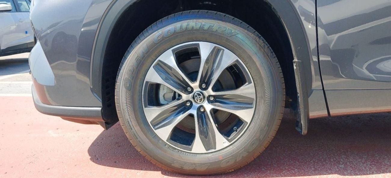 تويوتا هايلاندر Toyota Highlander GLE 2.5L Hybrid 2024YM
