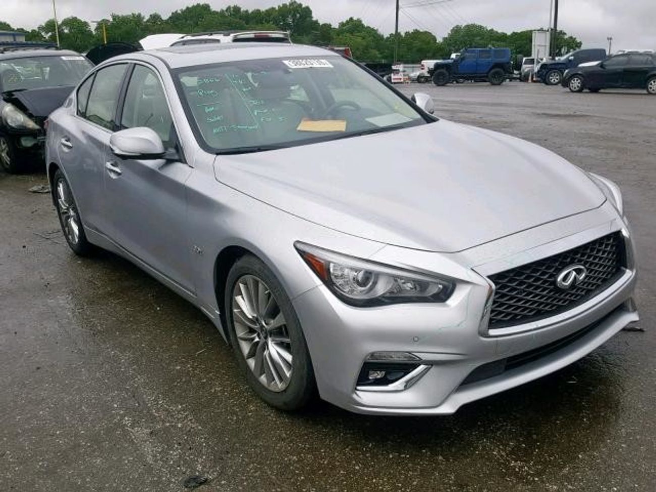 Infiniti Q60