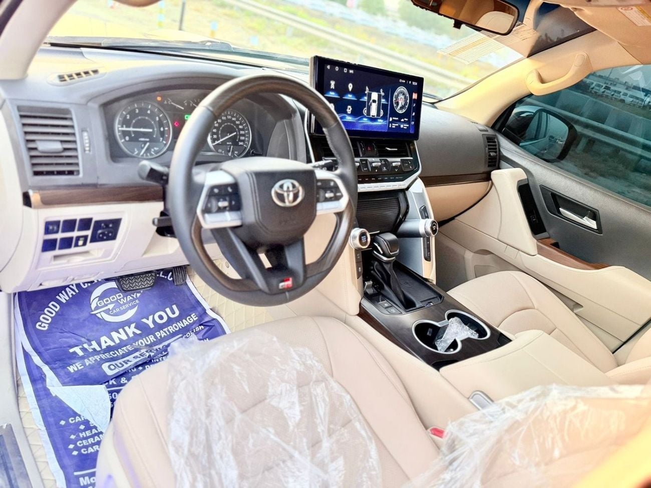 Toyota Land Cruiser GXR Toyota landcuriser 2019 upgrade inside and outside 4.0L full option petrol