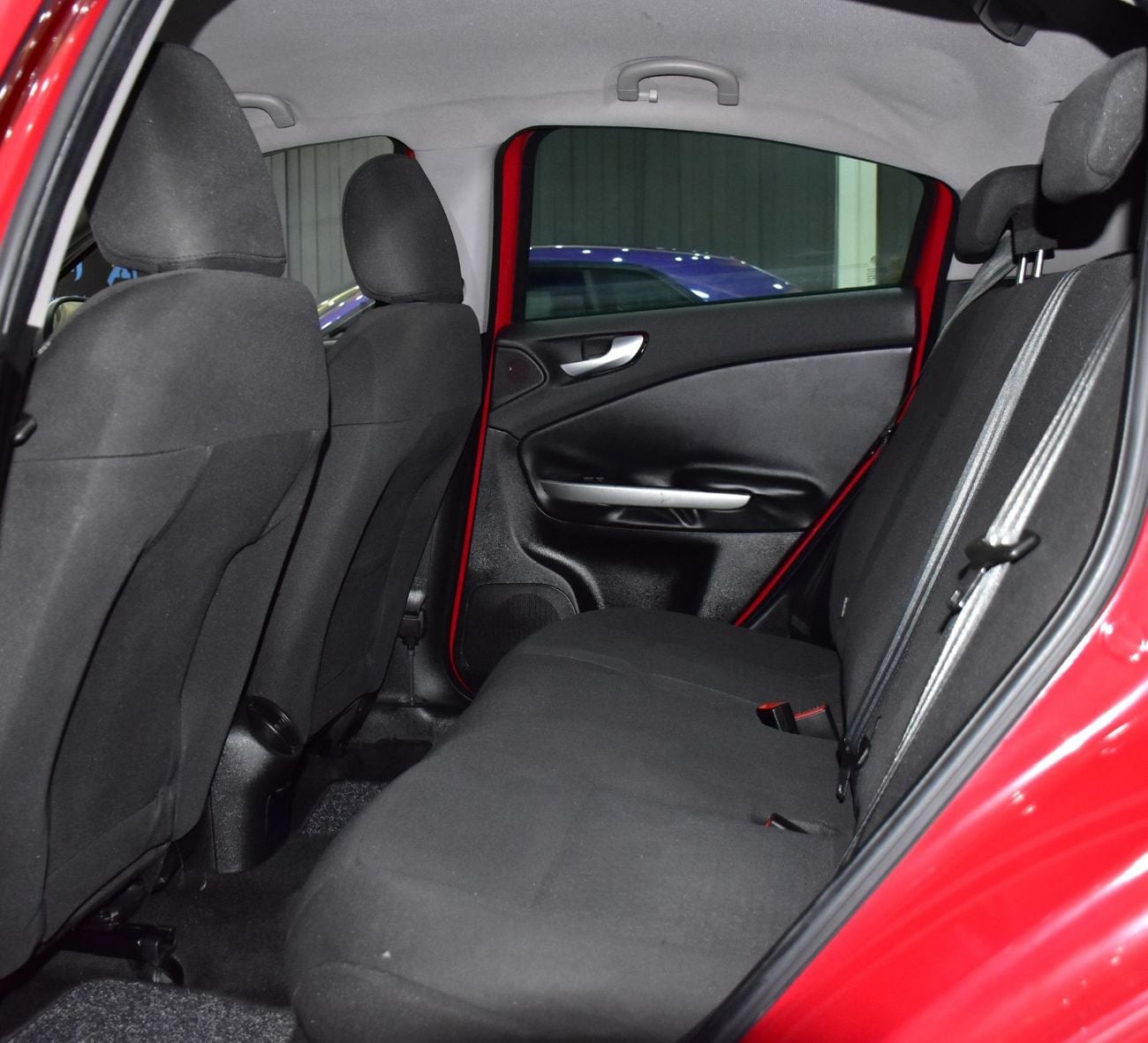 Alfa Romeo Giulietta EXCELLENT DEAL for our Alfa Romeo Giulietta ( 2013 Model ) in Red Color Japanese Specs