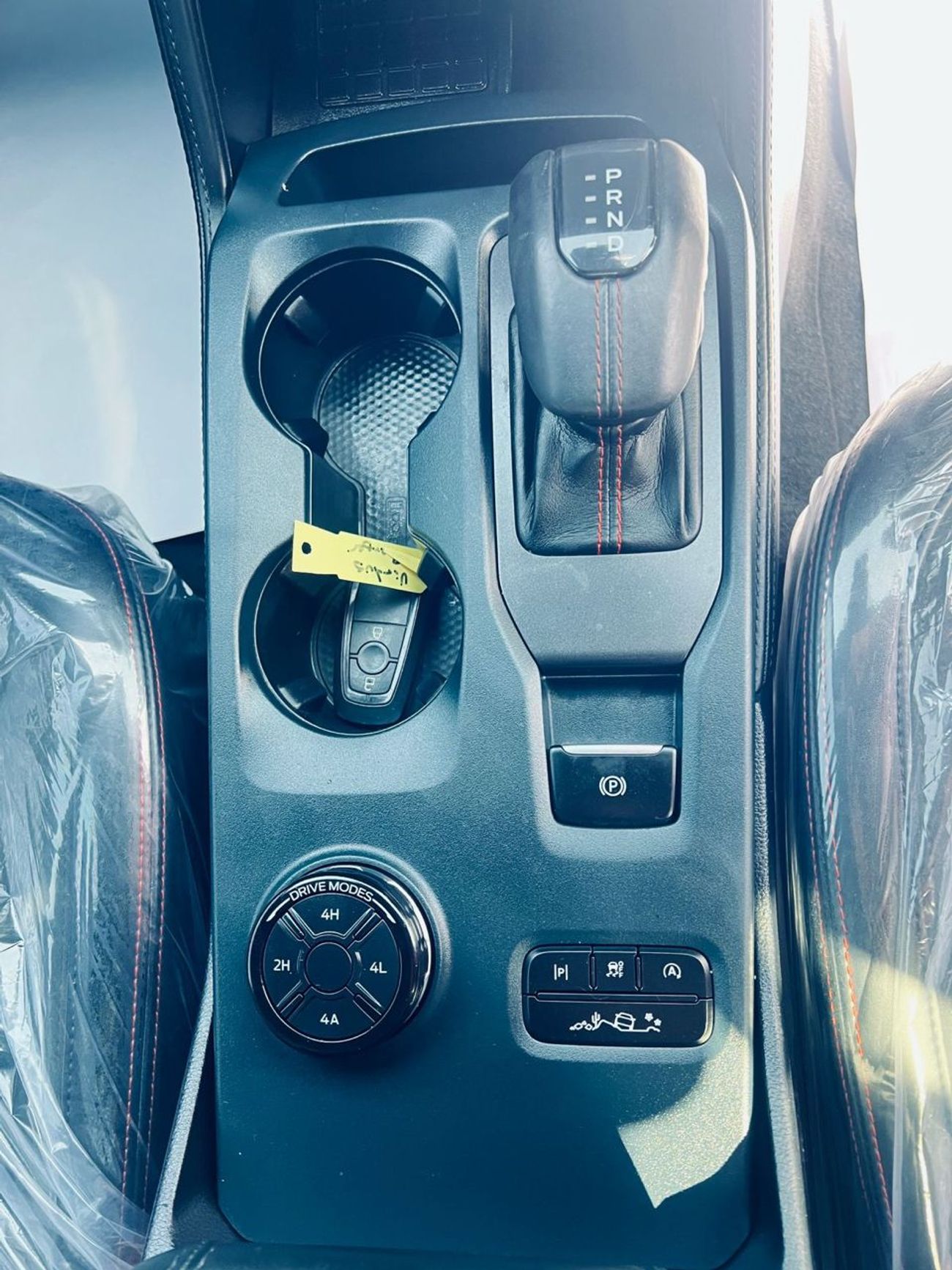 فورد رينجر رابتور PETROL 3.0 LITER RIGHT HAND DRIVE