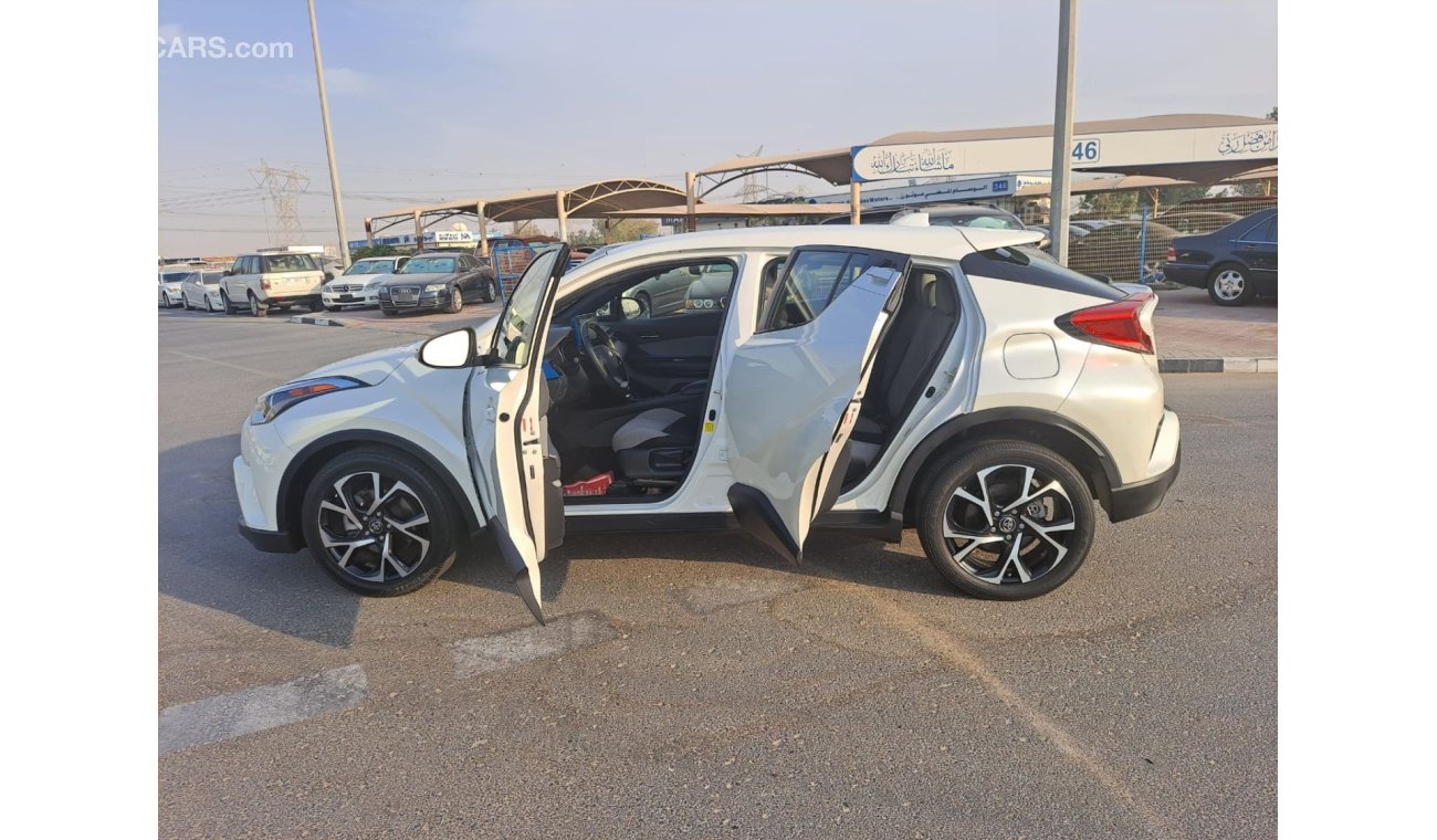 تويوتا C-HR TOYOTA C HR CLEAN CAR