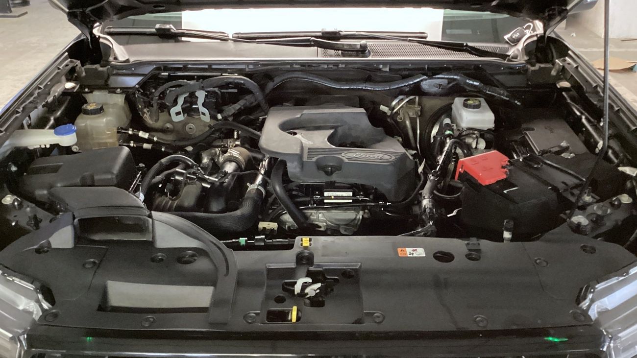 فورد ايفرست 2.3 XLS 4WD AUTO CLOTH OFF ROAD 18ALW | شامل الضمان | 0 ﺪﻔﻋﺓ ﺃﻮﻟﻯ