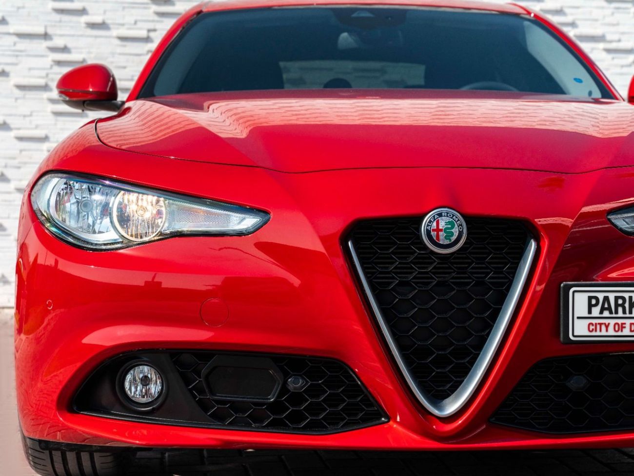 ألفا روميو جوليا S 2.0L