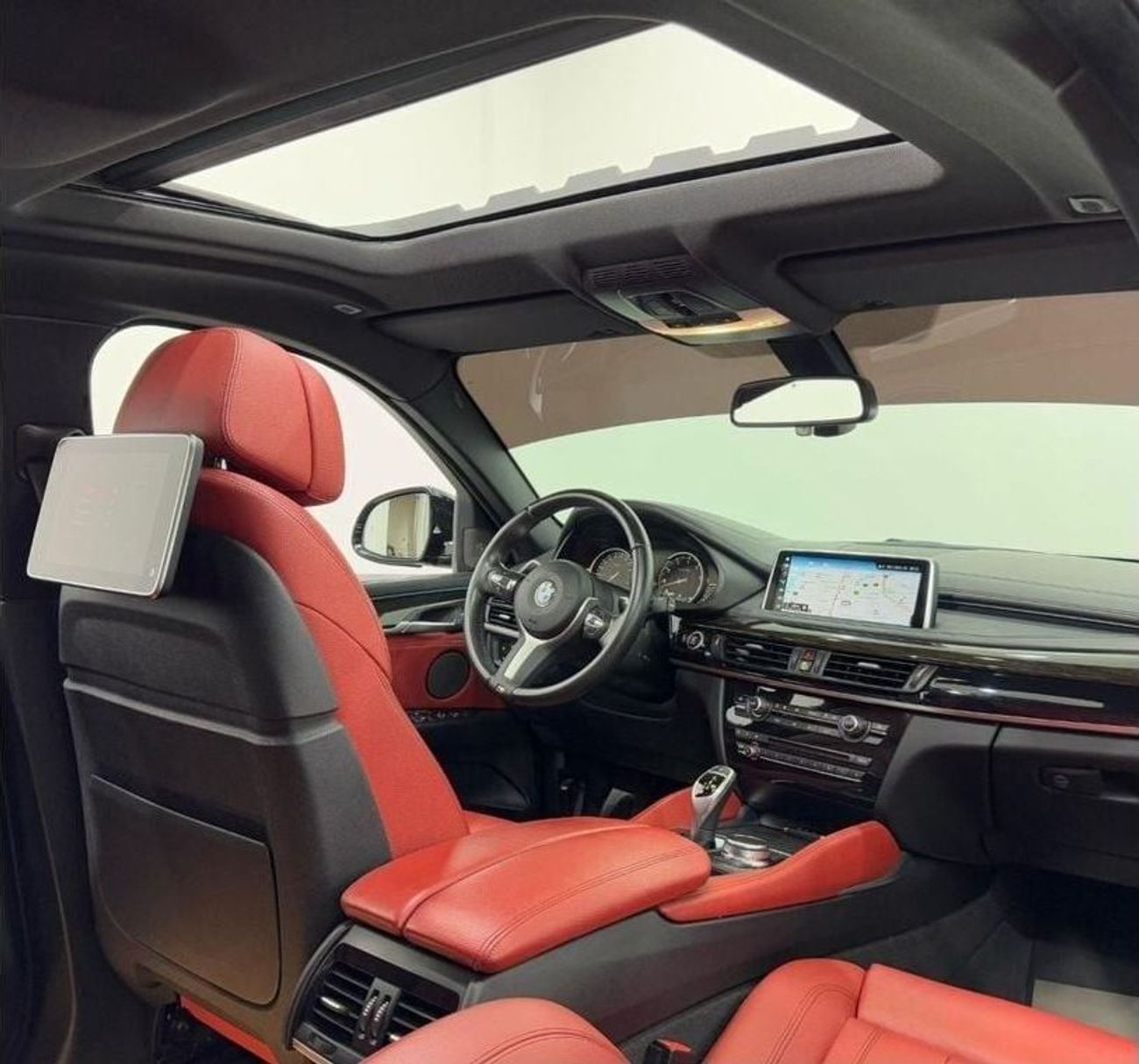 بي أم دبليو X6 xDrive35i 2019 BMW X6 xDrive35i, Sep 2025 BMW Warranty + Service Pack, GCC