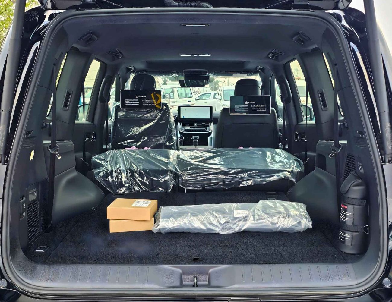 Toyota Land Cruiser VX /4.0L PETROL V6 /RADAR /BIG DVD/JBL SPEAKERS / REAR ENTERTAINMENT DVD /MID OPTION (CODE#VX4MA)