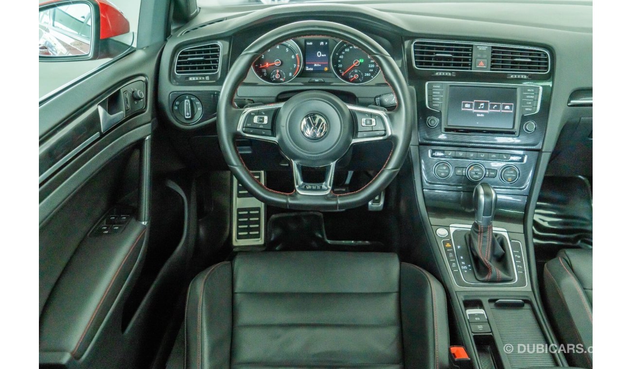 Volkswagen Golf 2017 Volkswagen Golf GTI / Full Volkswagen Service History