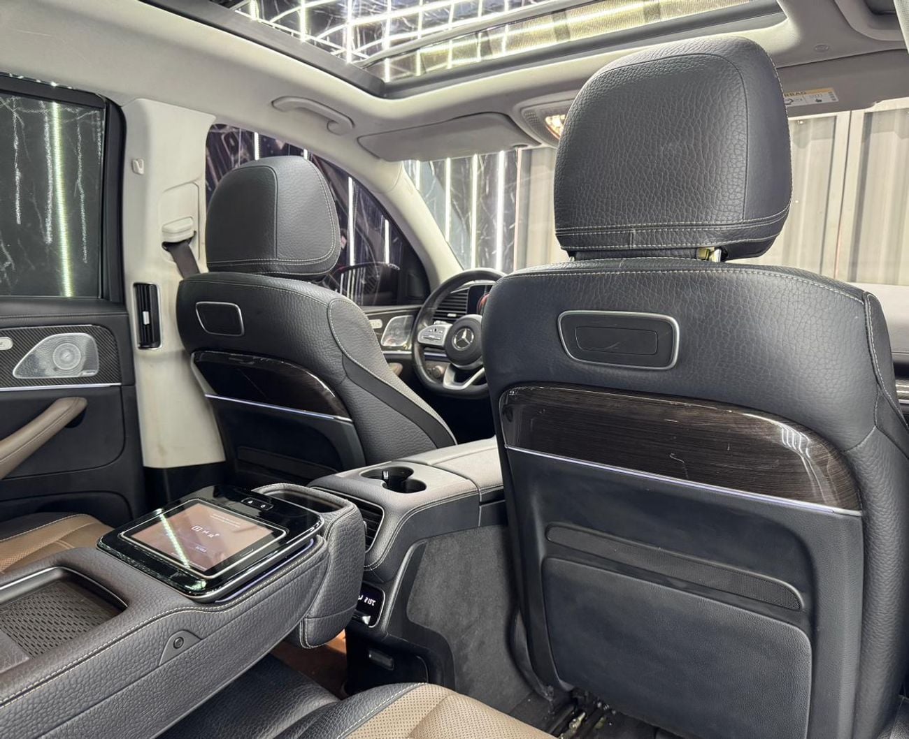 مرسيدس بنز GLS 580 STD
