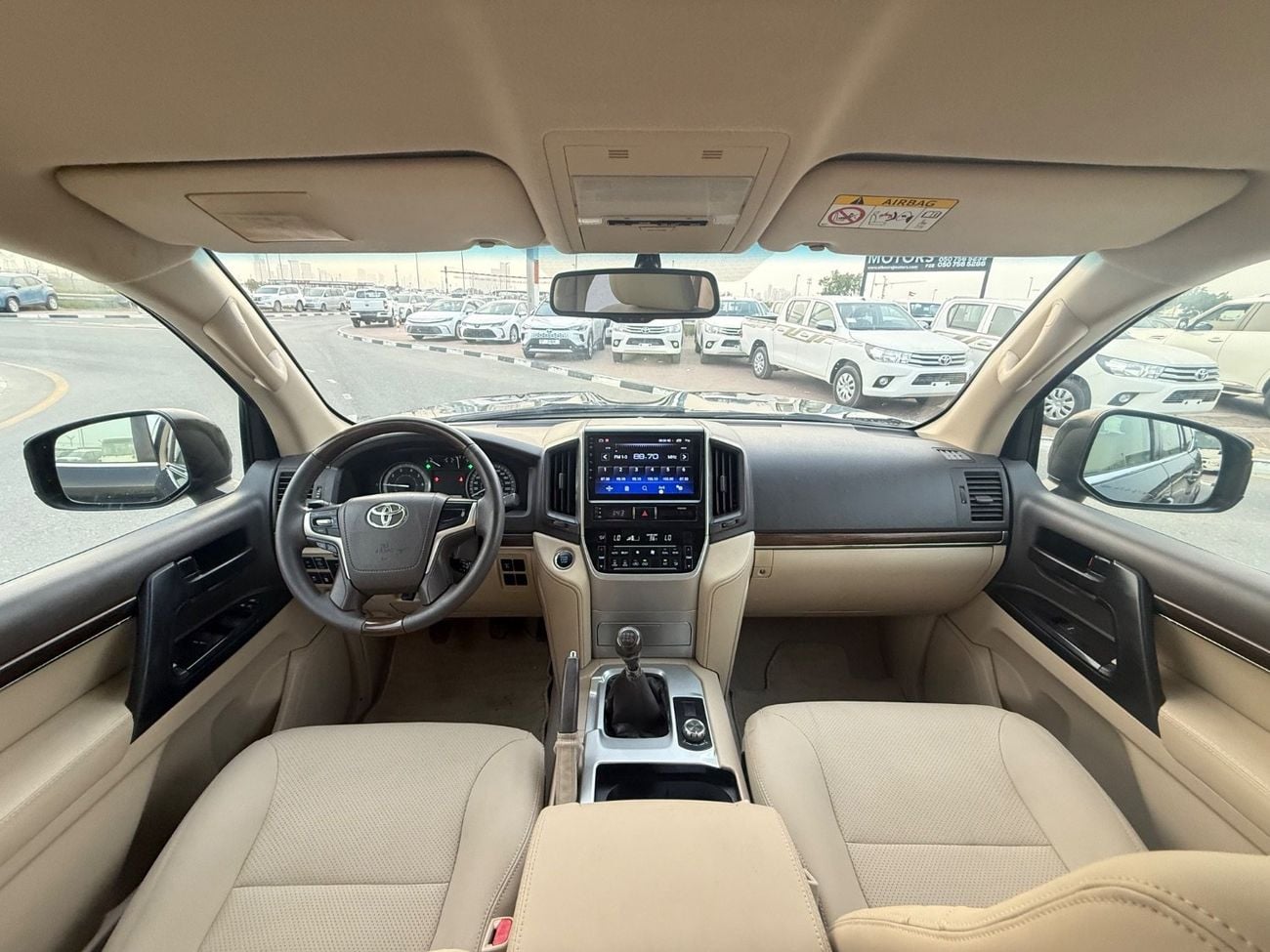 Toyota Land Cruiser SAFARI 2019 LAND CRUISER GXR V6/4.0 FACELIFTED 2025 EXCELLENT CONDITION GCC