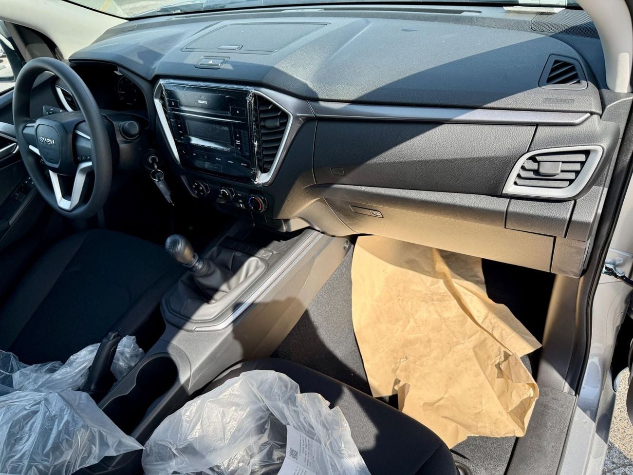 Isuzu DMax ISUZZ -D-MAX - SiNGLE CAB - 4x2 - 1.9L - DiESEL - SiLVER