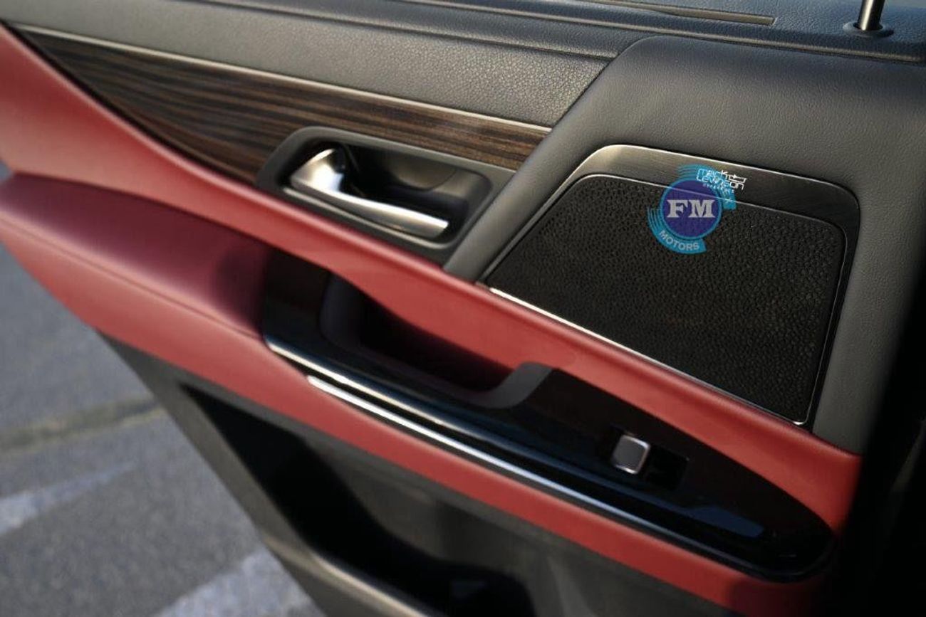 لكزس LX 600 Signature V6 3.5L 7 Seat Automatic